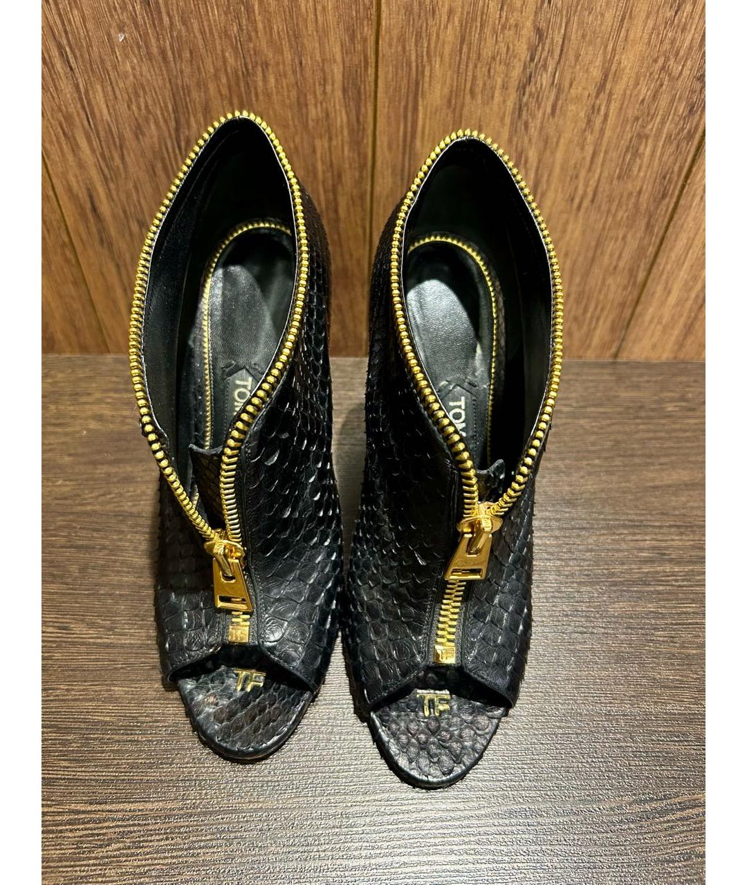 TOM FORD Черные ботильоны из экзотической кожи, фото 2