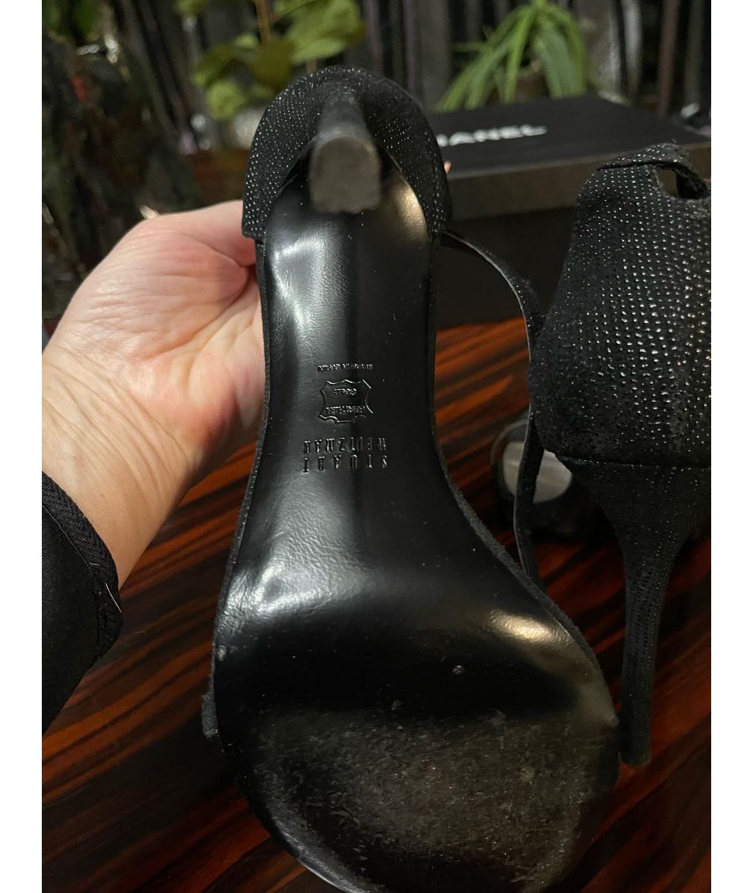 STUART WEITZMAN Черные нубуковые босоножки, фото 4