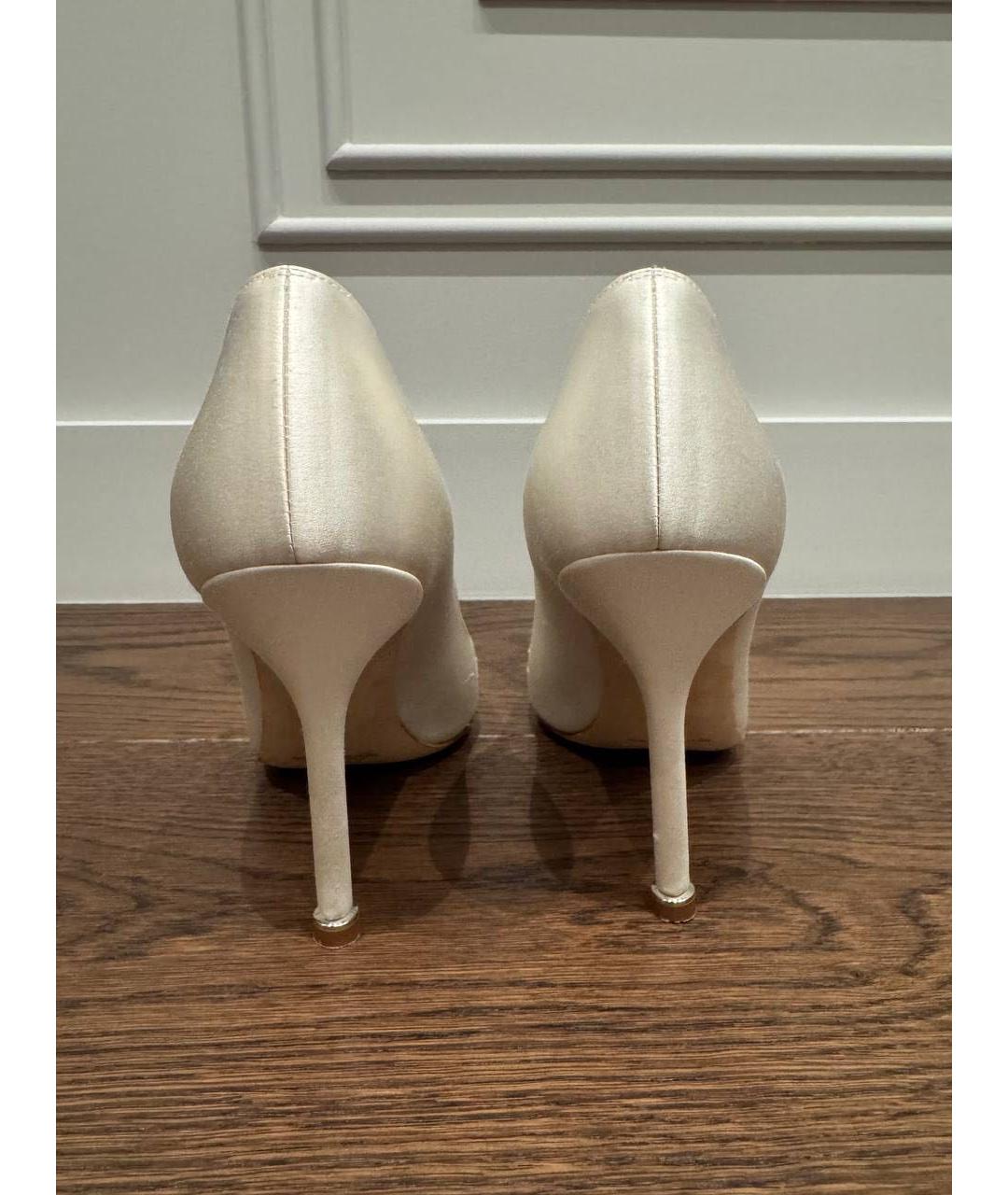 MANOLO BLAHNIK Белые текстильные туфли, фото 4