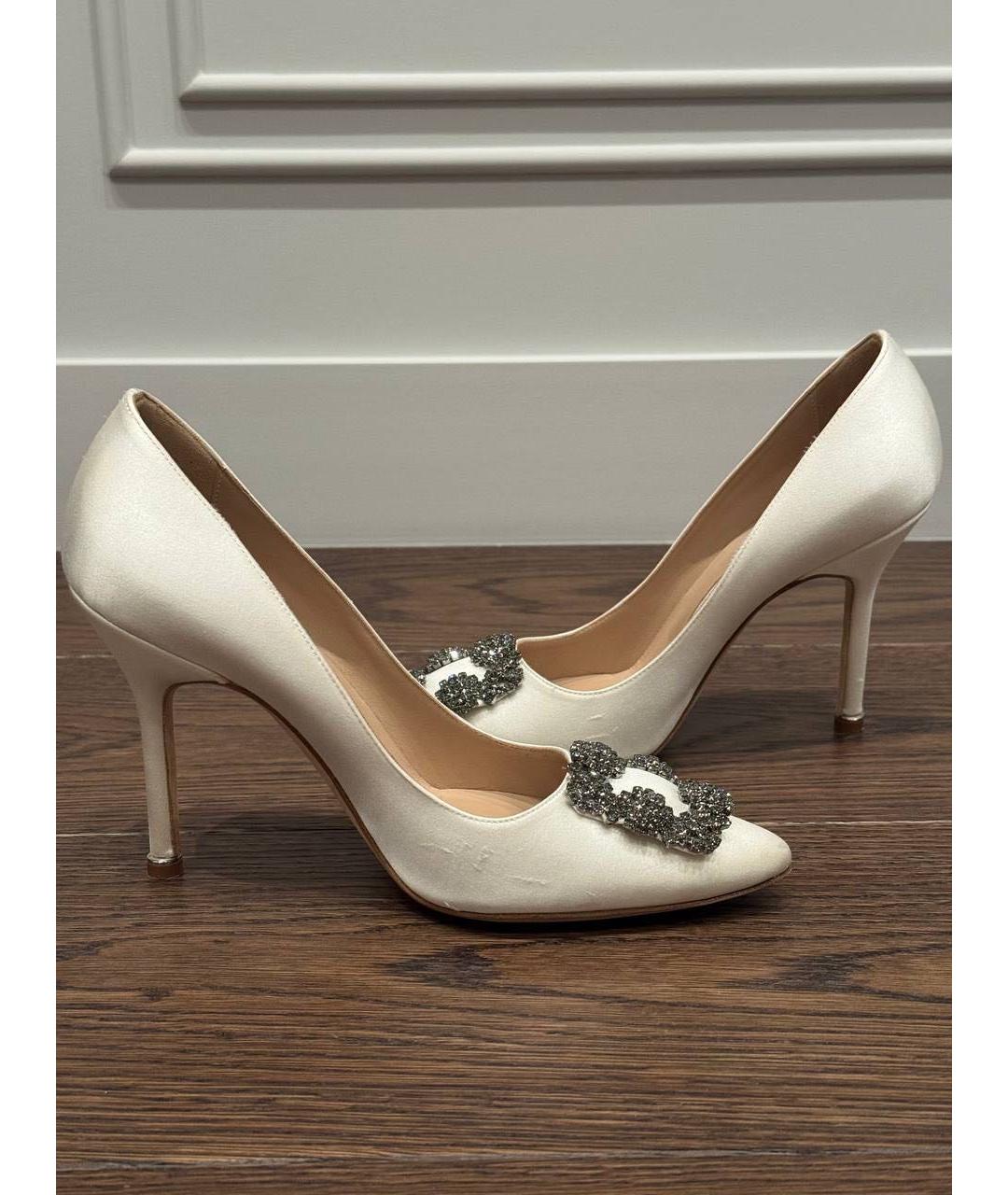 MANOLO BLAHNIK Белые текстильные туфли, фото 5
