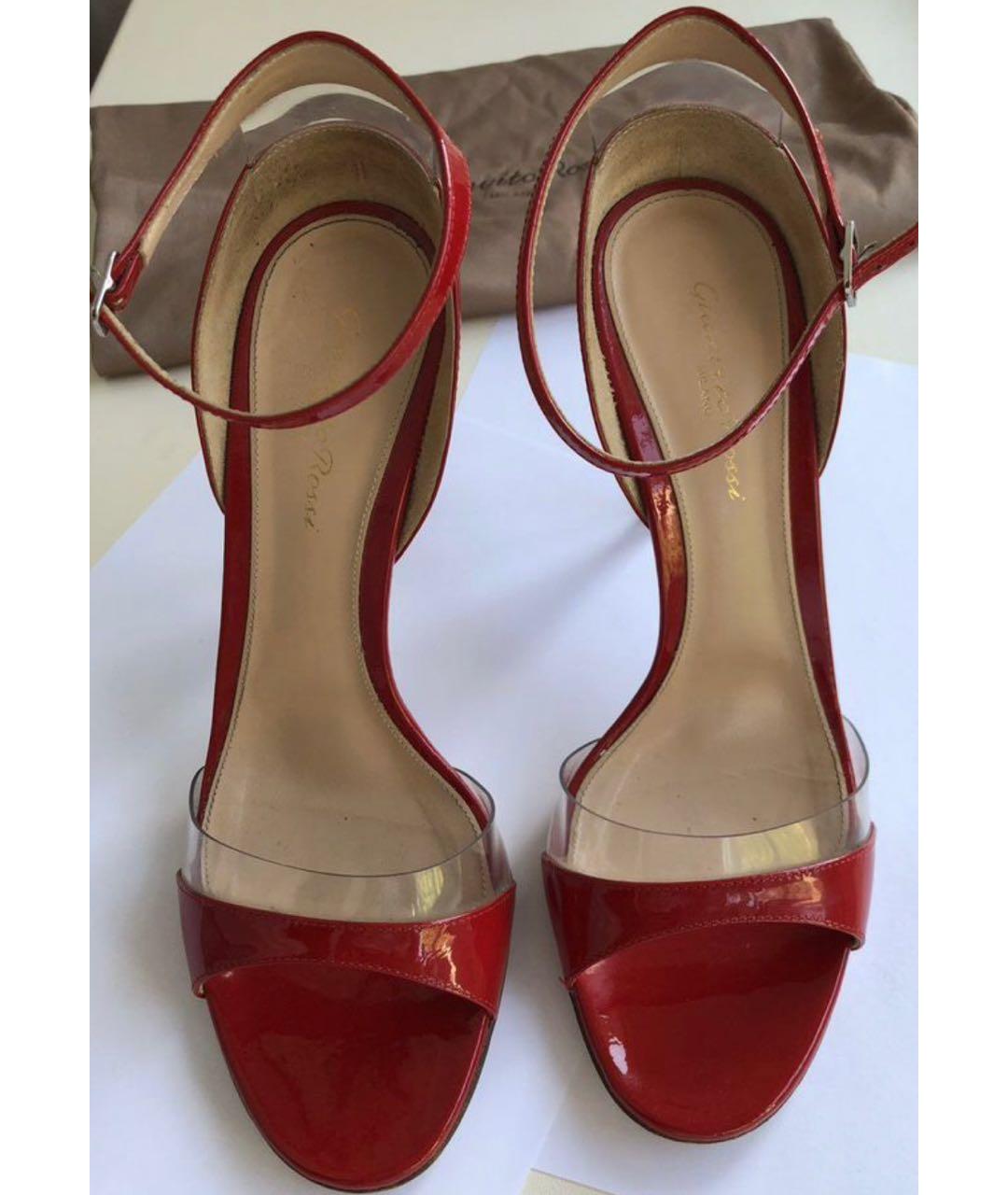 GIANVITO ROSSI Красные босоножки из лакированной кожи, фото 8