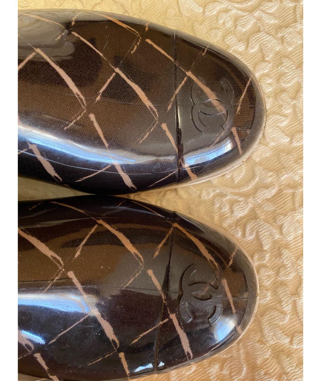 CHANEL Темно-синие резиновые сапоги, фото 3