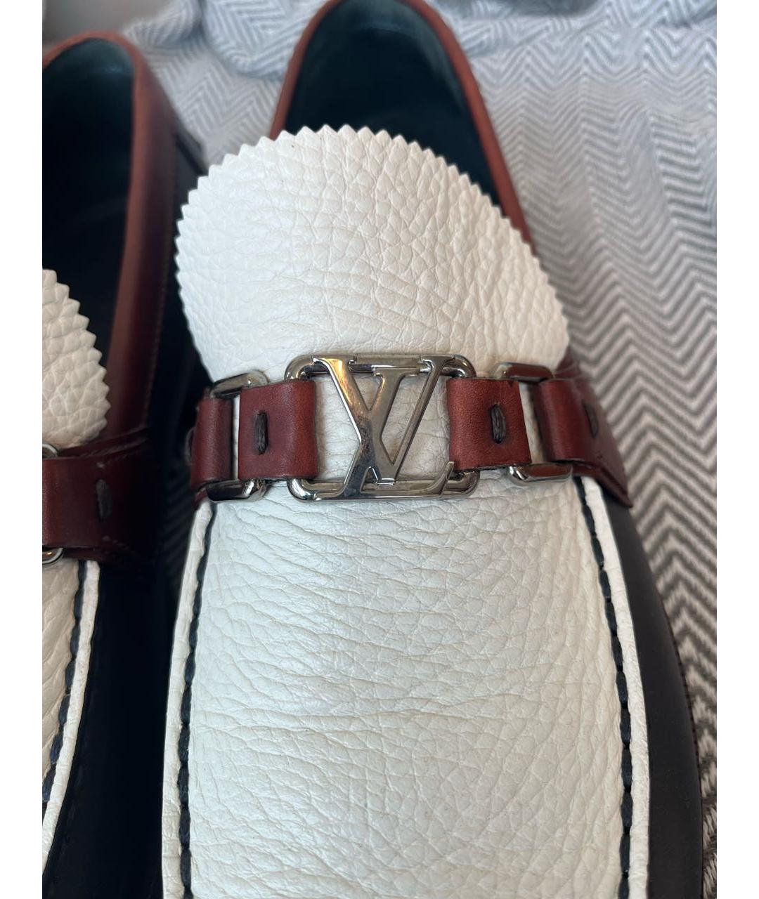 LOUIS VUITTON Белые кожаные лоферы, фото 3