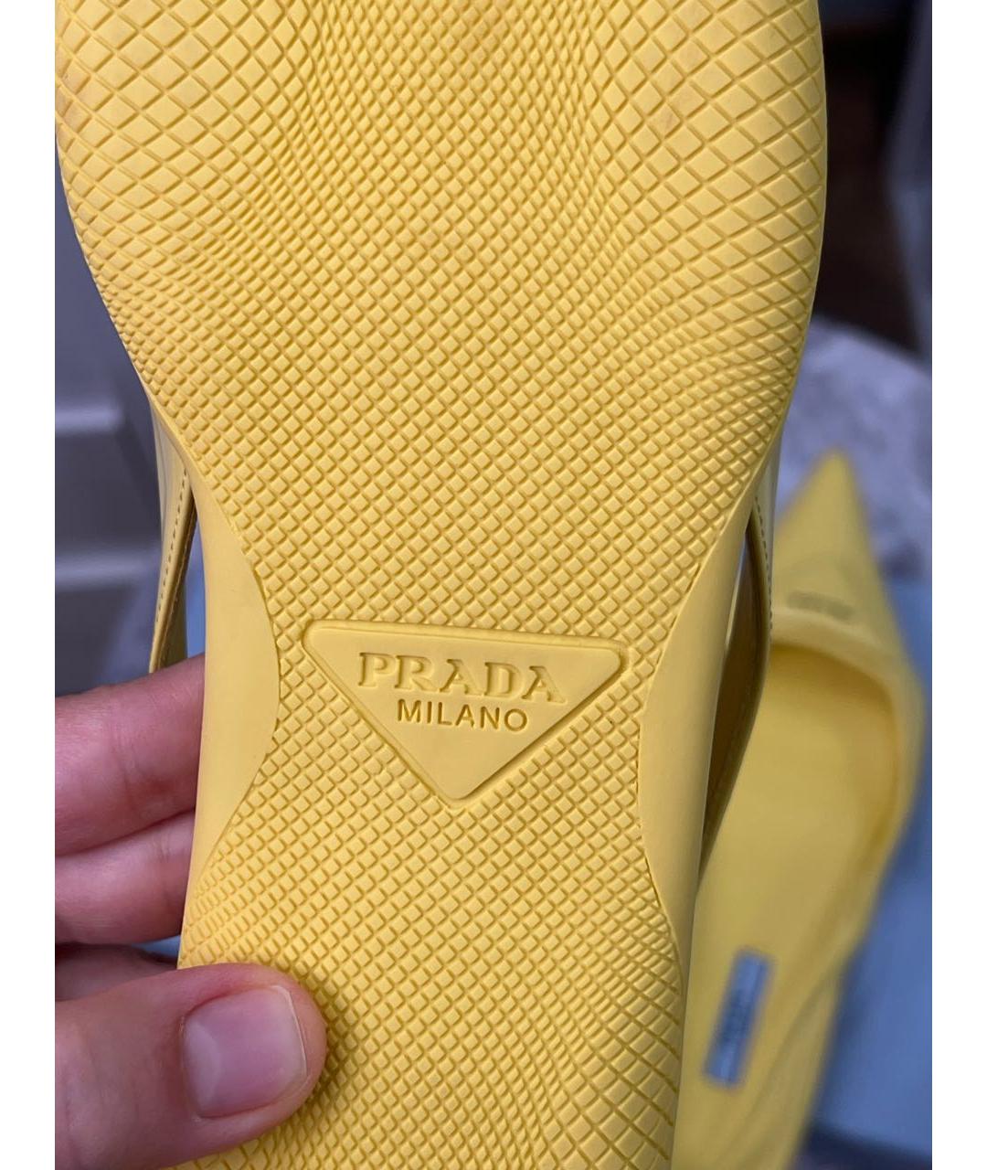 PRADA Желтые кожаные туфли, фото 7