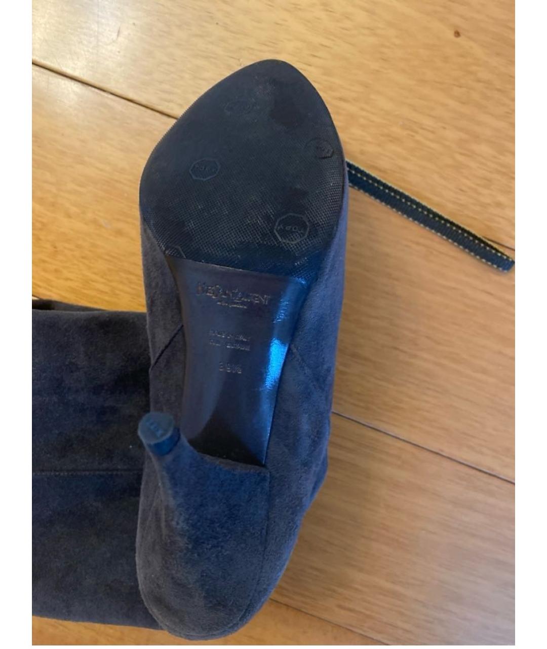 SAINT LAURENT Серые замшевые сапоги, фото 6