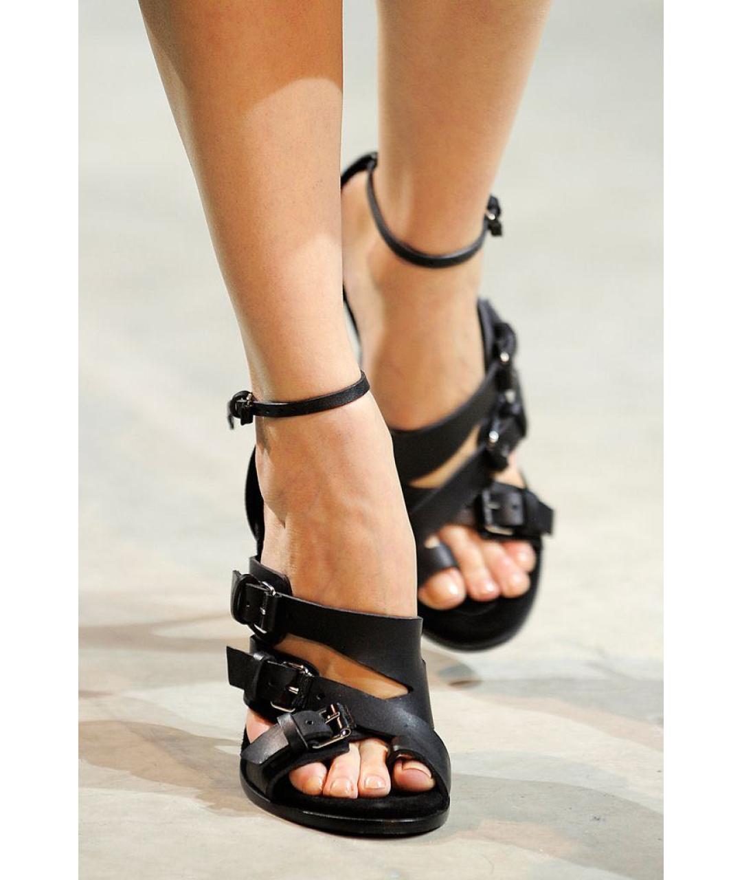HAIDER ACKERMANN Черные кожаные босоножки, фото 2