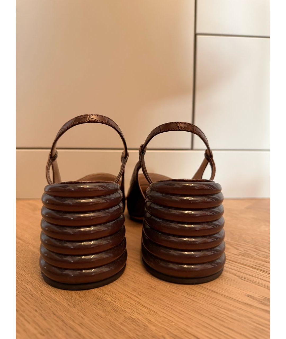 FENDI Коричневые кожаные босоножки, фото 4
