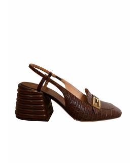 FENDI Босоножки