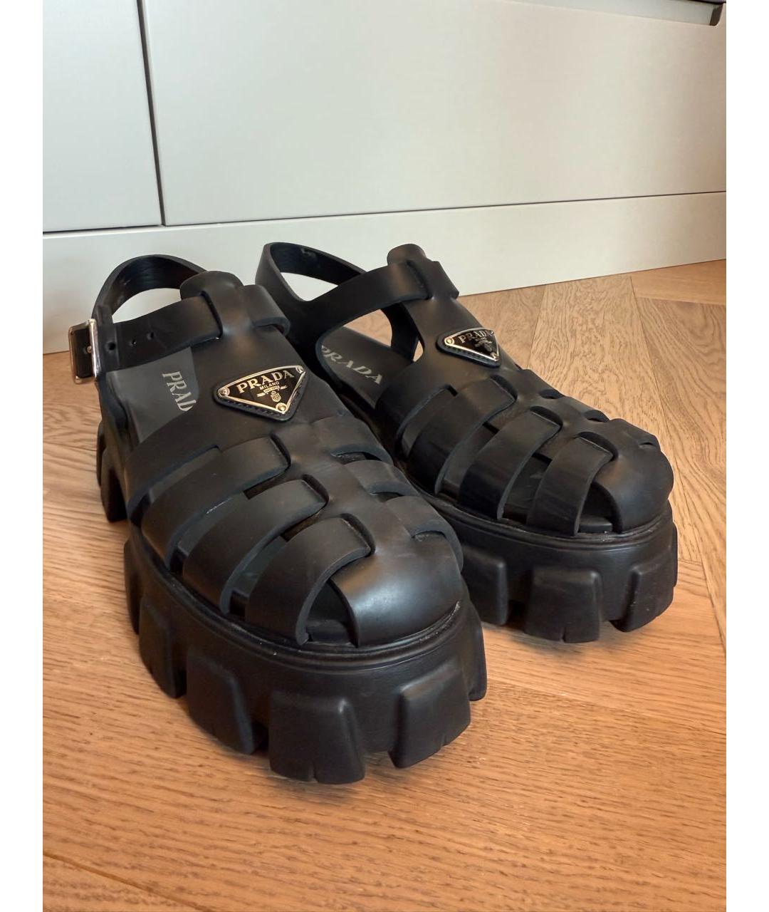 PRADA Черные резиновые босоножки, фото 2