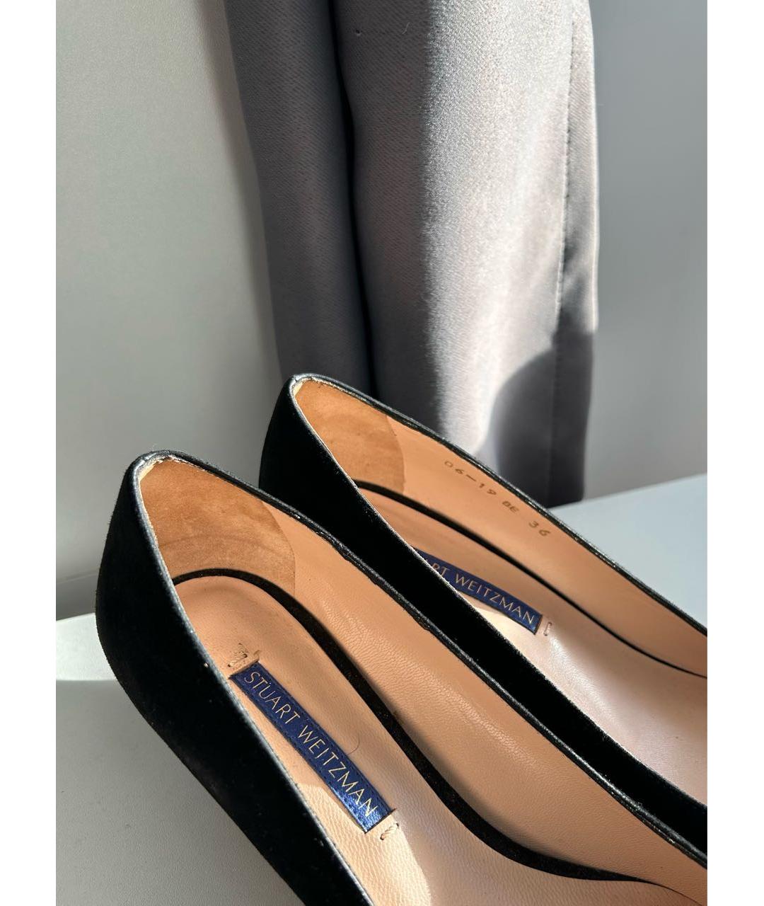 STUART WEITZMAN Черные лодочки на низком каблуке, фото 3