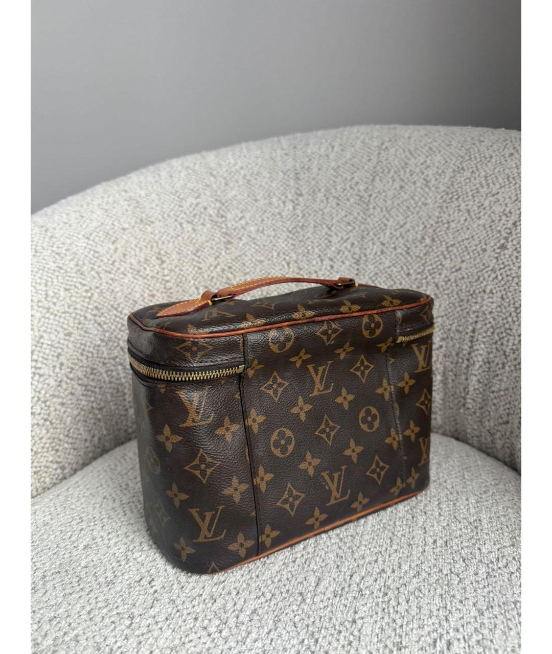 LOUIS VUITTON Коричневая косметичка, фото 2