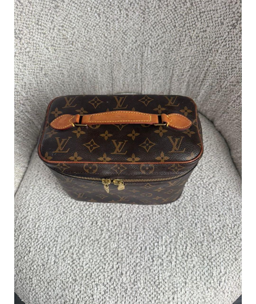 LOUIS VUITTON Коричневая косметичка, фото 7