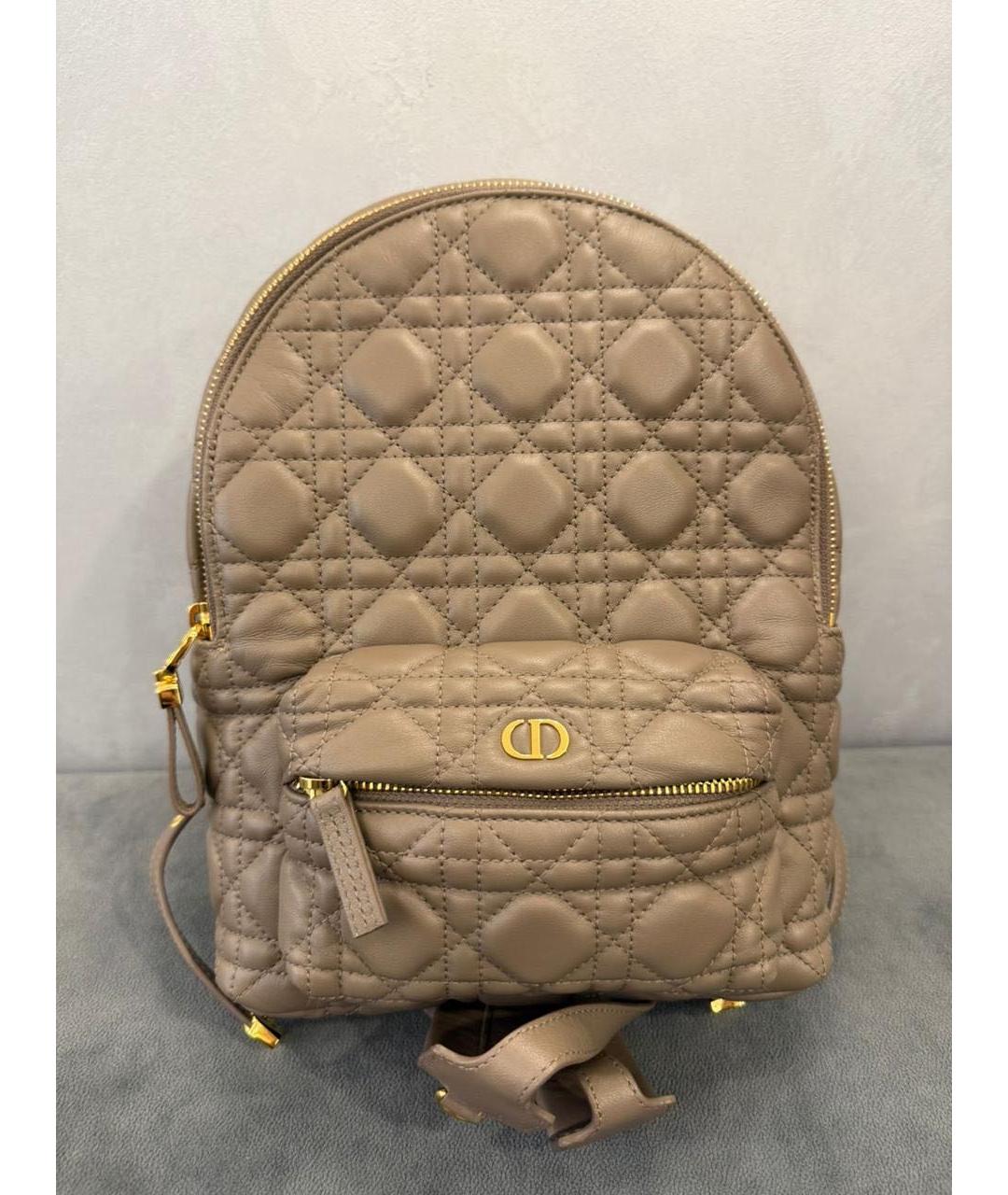 CHRISTIAN DIOR Бежевый кожаный рюкзак, фото 9