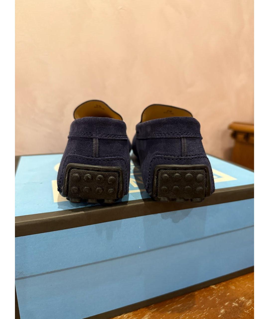 TOD'S Темно-синие замшевые мокасины, фото 4