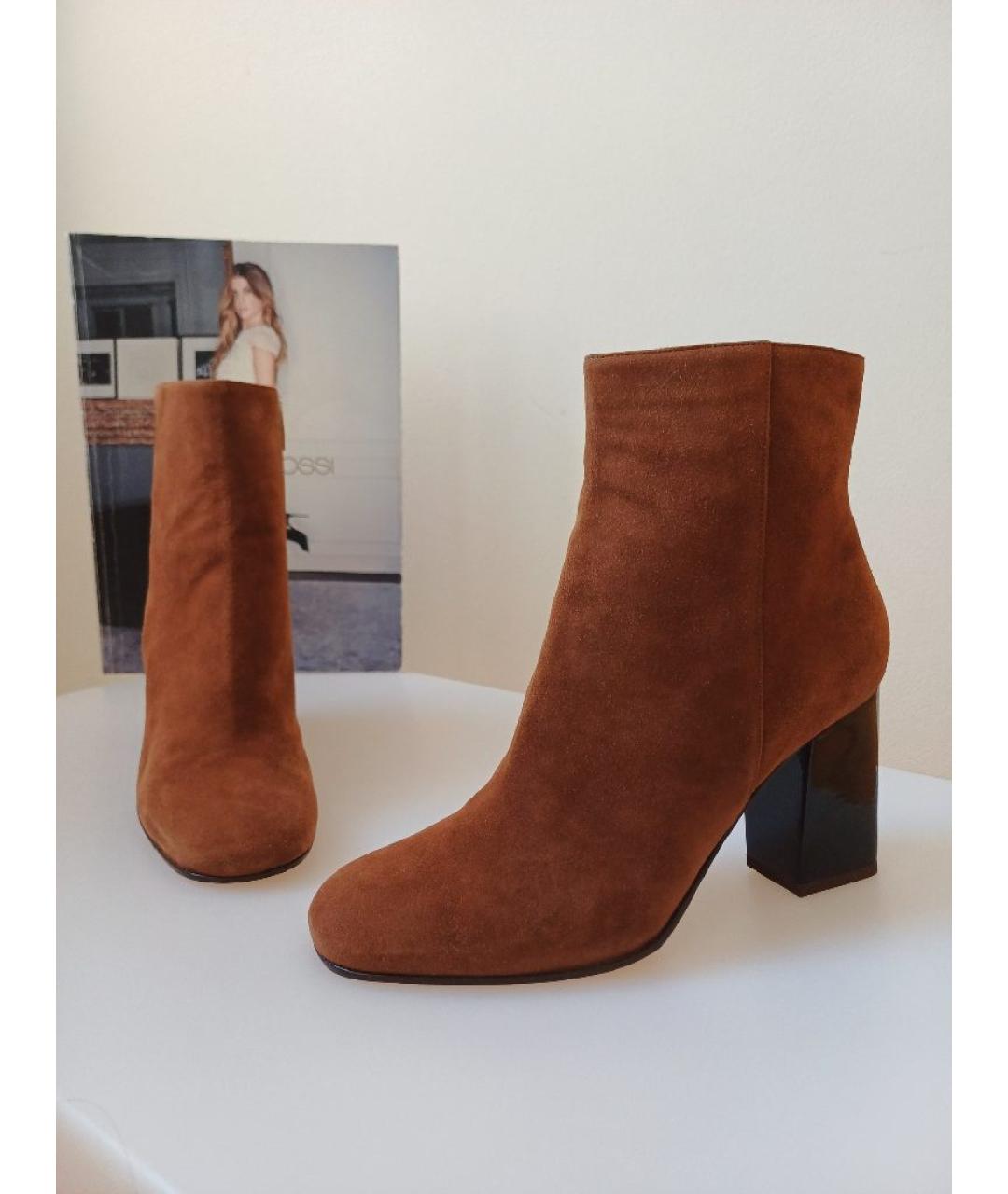 GIANVITO ROSSI Коричневые замшевые ботинки, фото 3