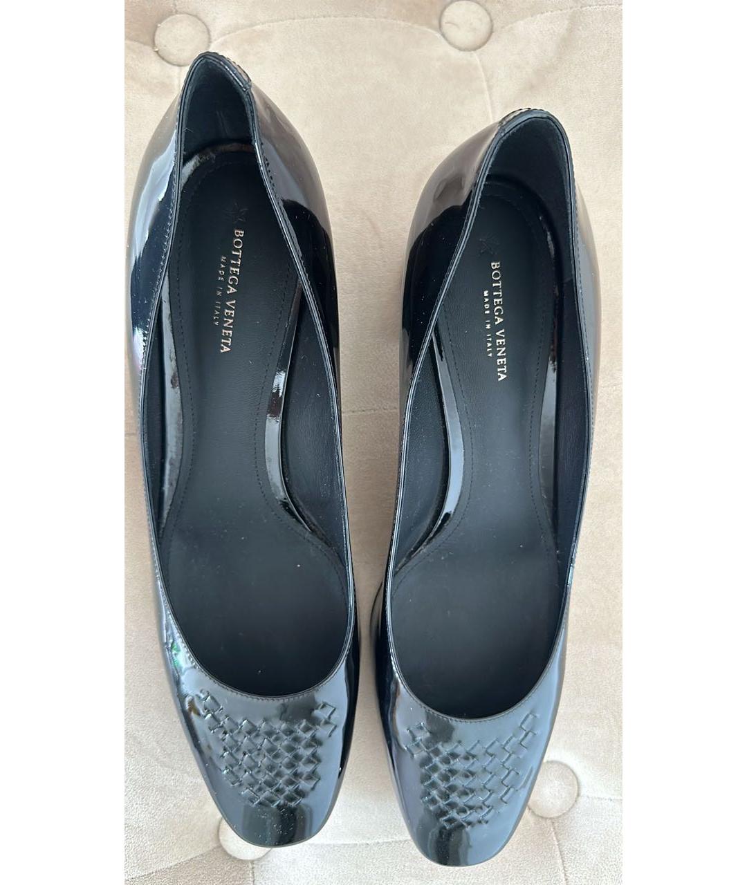 BOTTEGA VENETA Черные туфли из лакированной кожи, фото 2