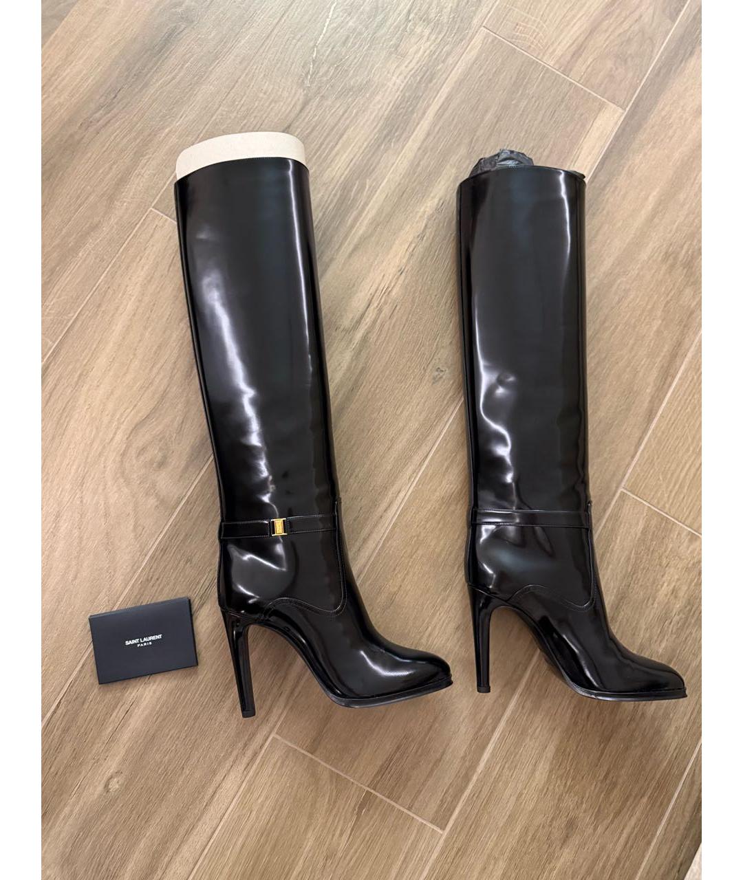 SAINT LAURENT Черные сапоги из лакированной кожи, фото 2