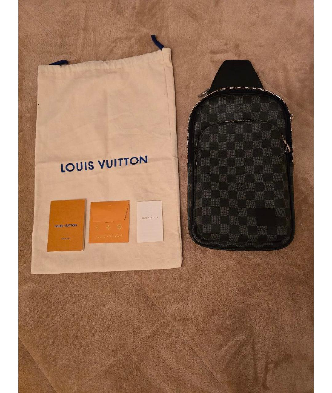 LOUIS VUITTON Черная кожаная барсетка, фото 4