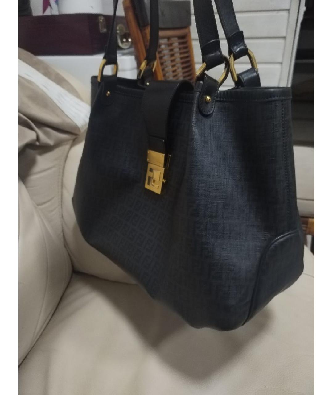 FENDI Серая кожаная сумка через плечо, фото 3