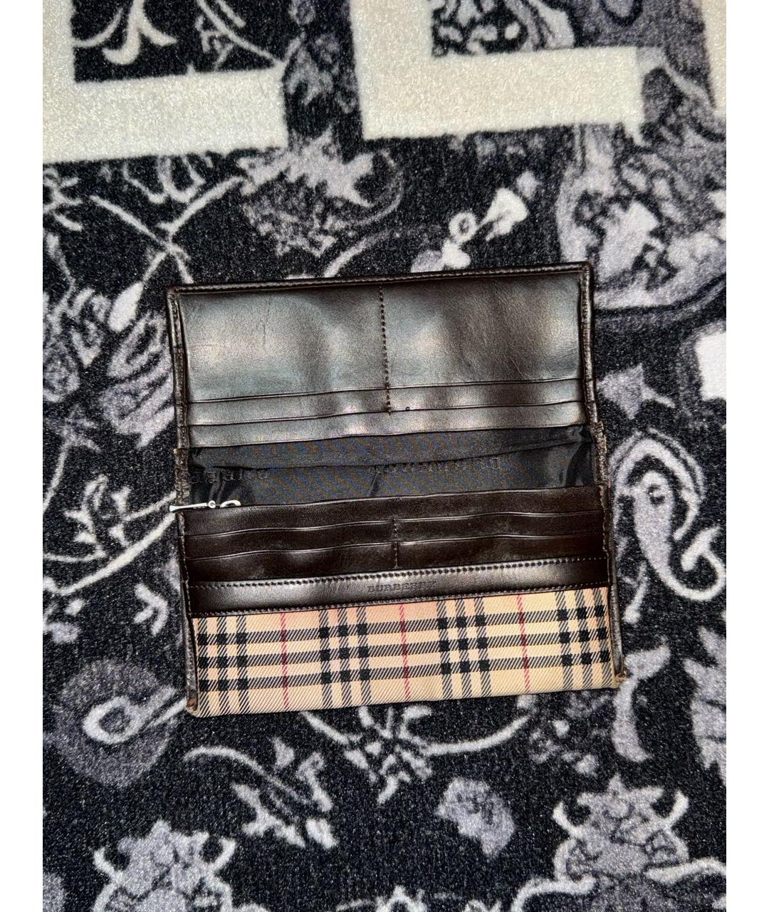 BURBERRY Бежевый кошелек, фото 4