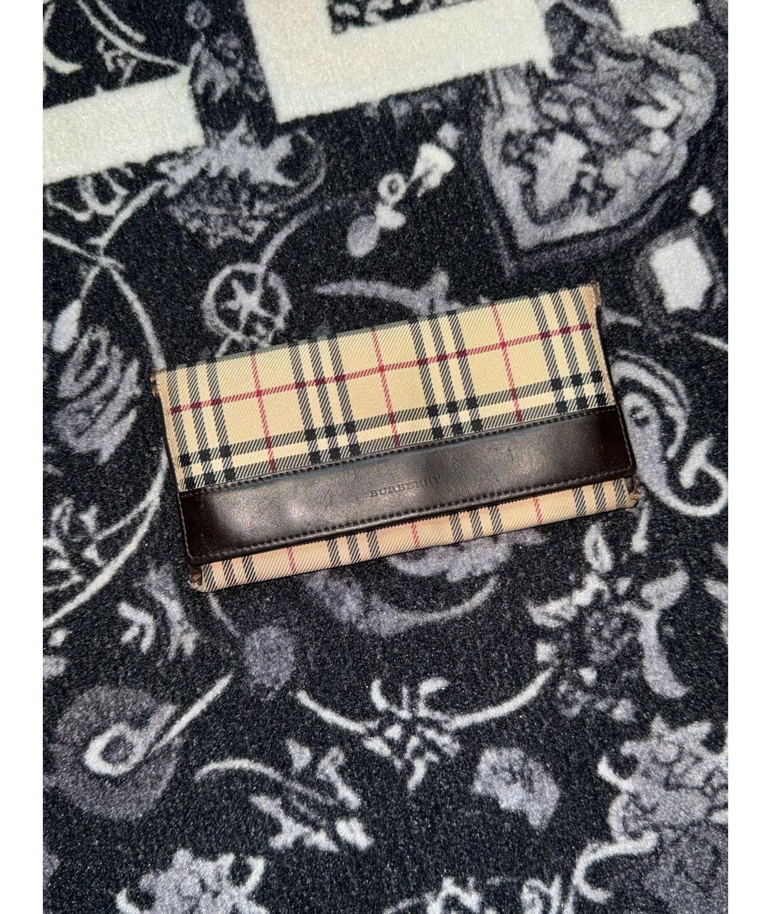 BURBERRY Бежевый кошелек, фото 5