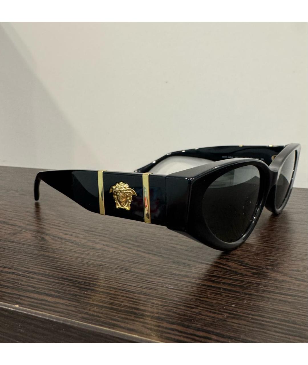 VERSACE Черные пластиковые солнцезащитные очки, фото 3