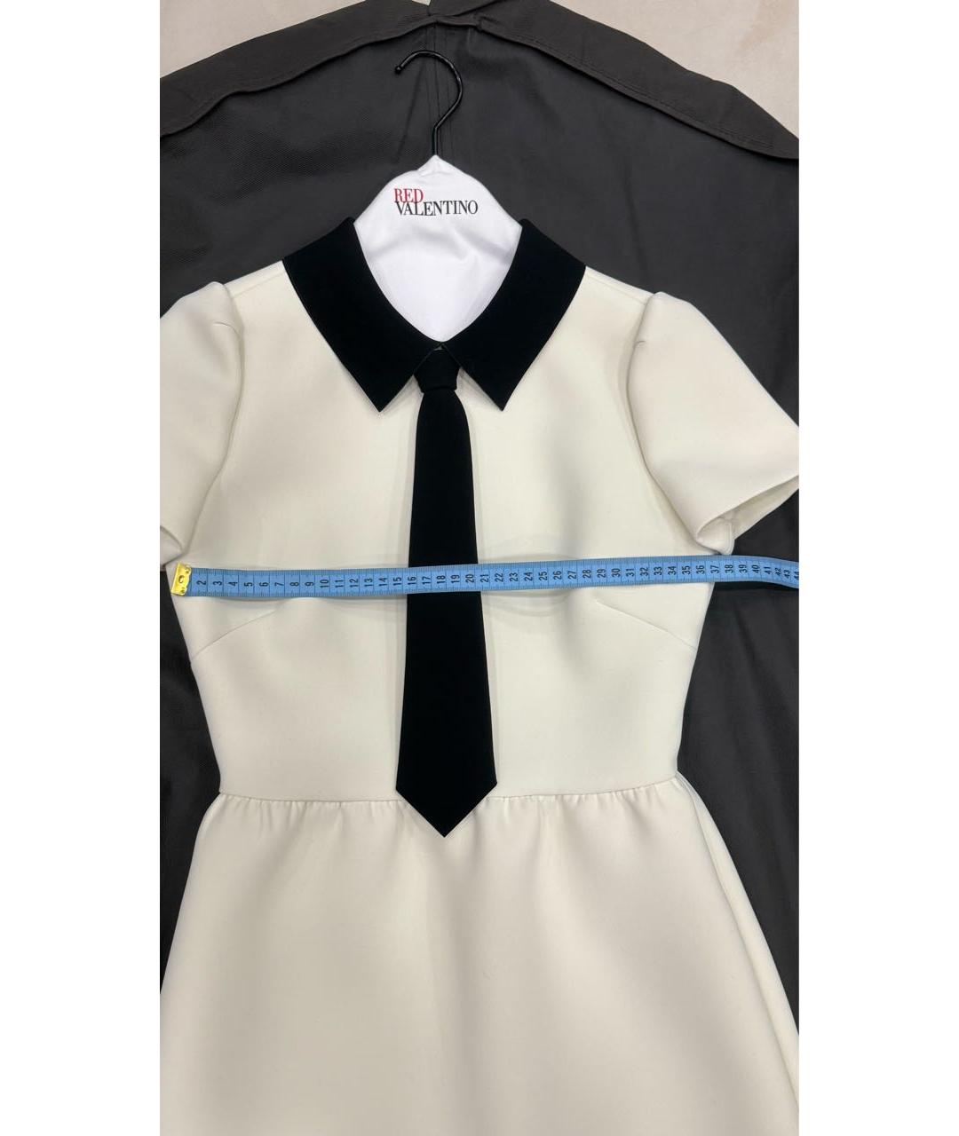 RED VALENTINO Белое полиэстеровое коктейльное платье, фото 6