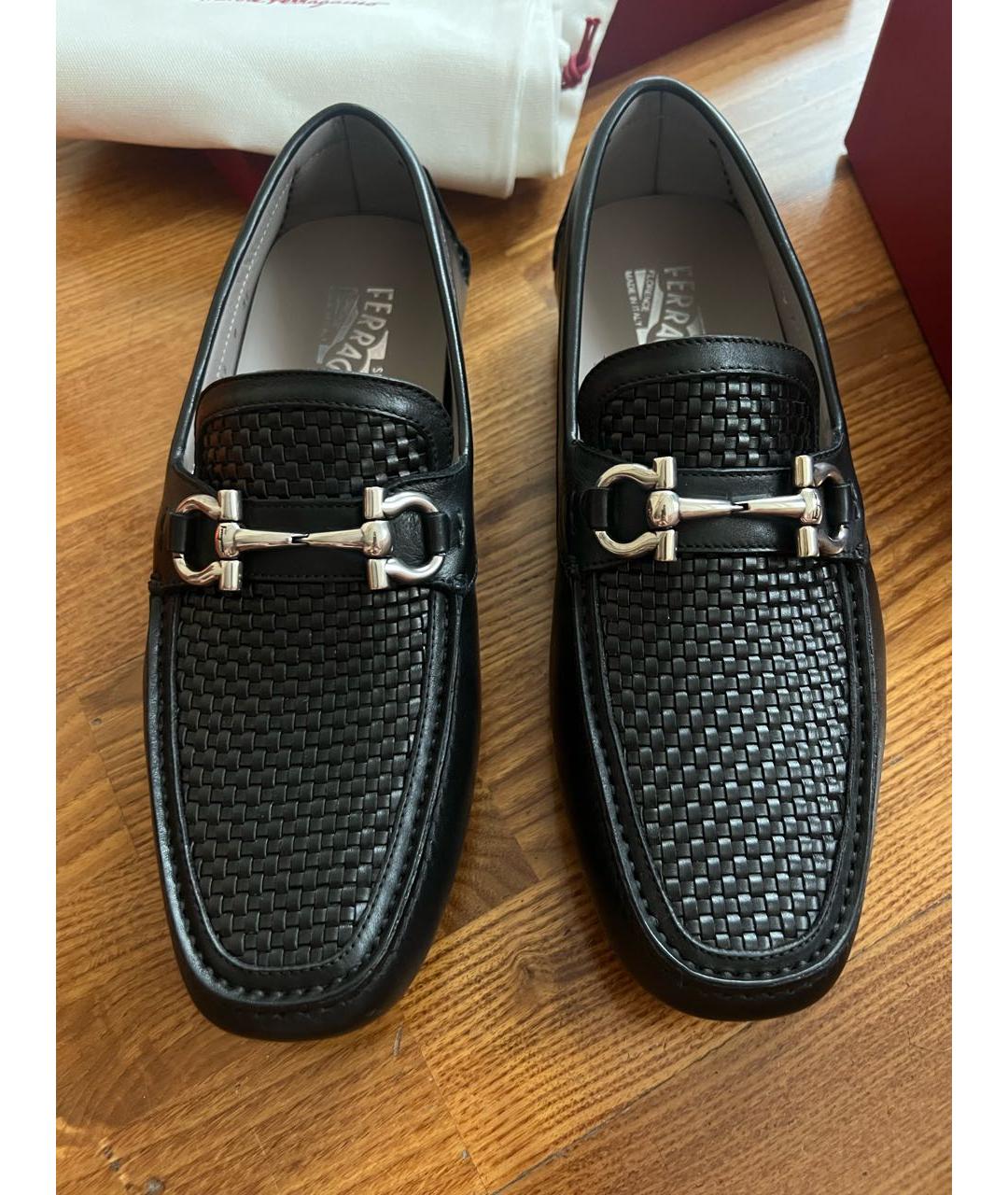 FERRAGAMO Черные кожаные мокасины, фото 5