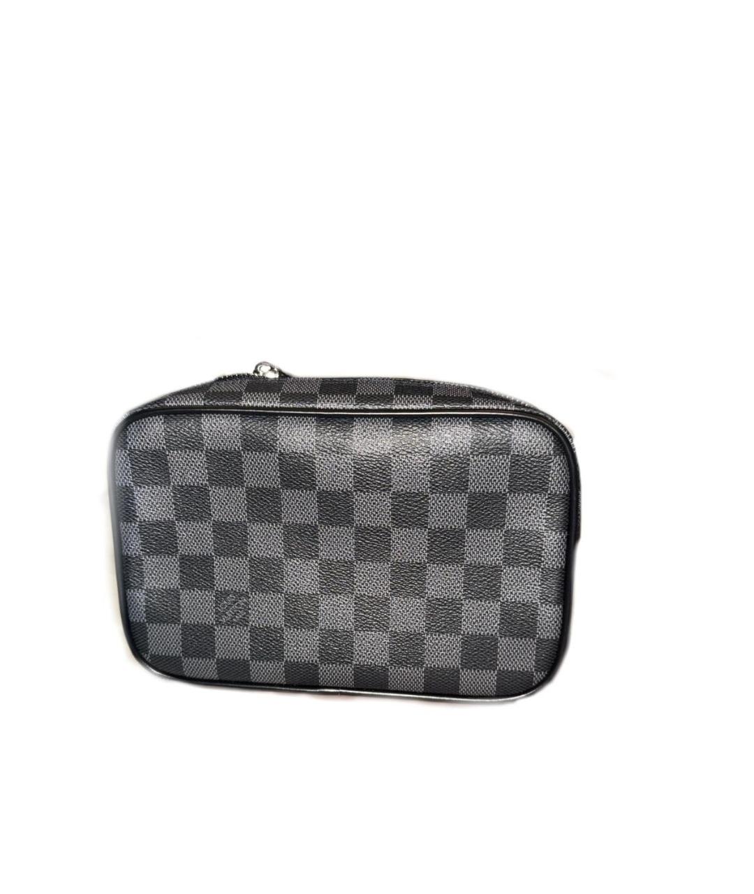LOUIS VUITTON Черная косметичка, фото 1
