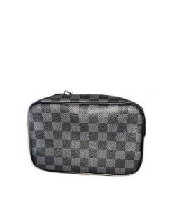 LOUIS VUITTON Косметичка