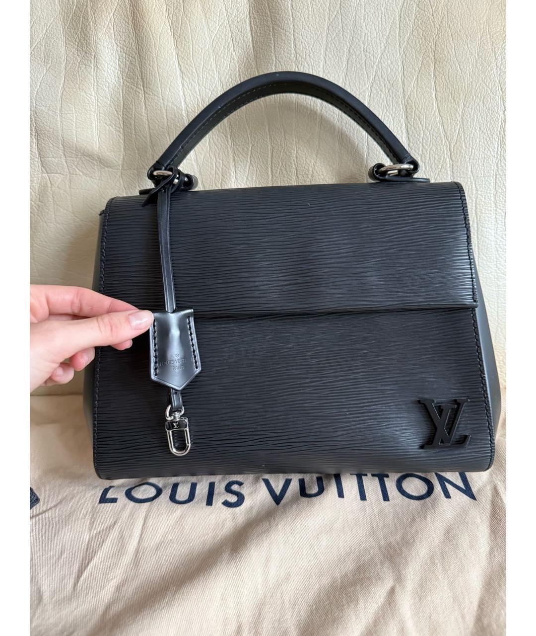 LOUIS VUITTON Черная кожаная сумка через плечо, фото 7