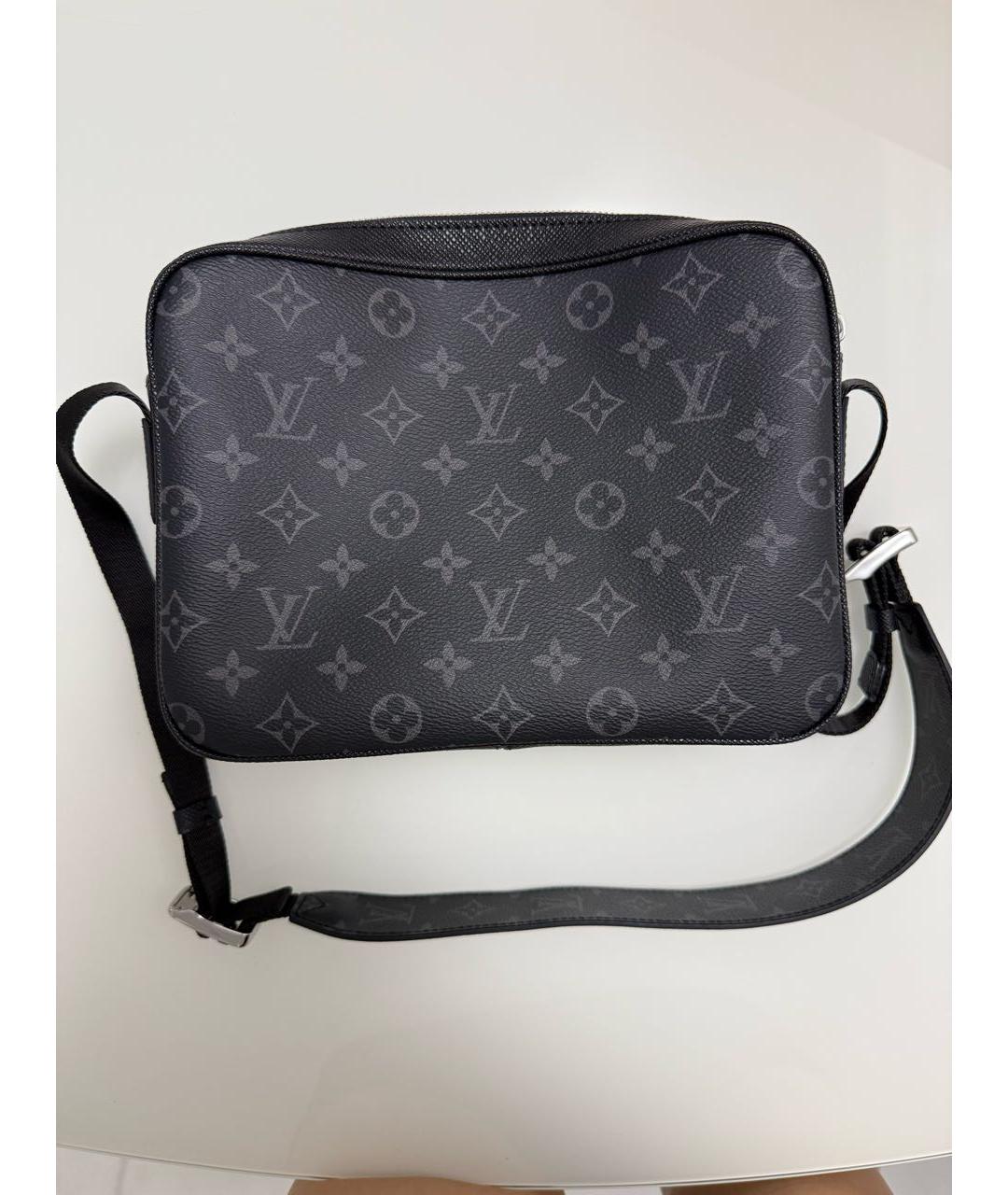 LOUIS VUITTON Черная барсетка, фото 3