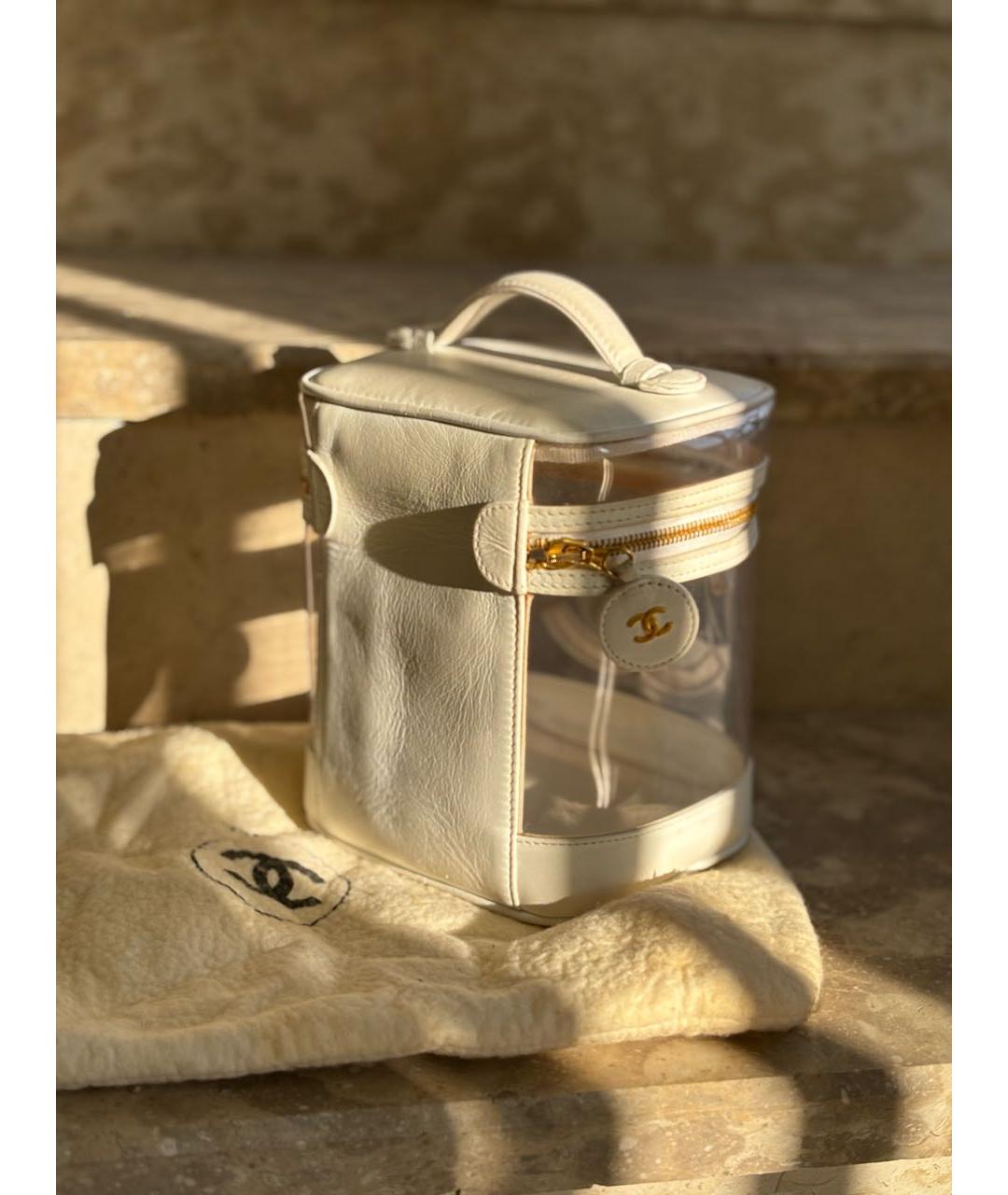 CHANEL Белая сумка с короткими ручками, фото 3