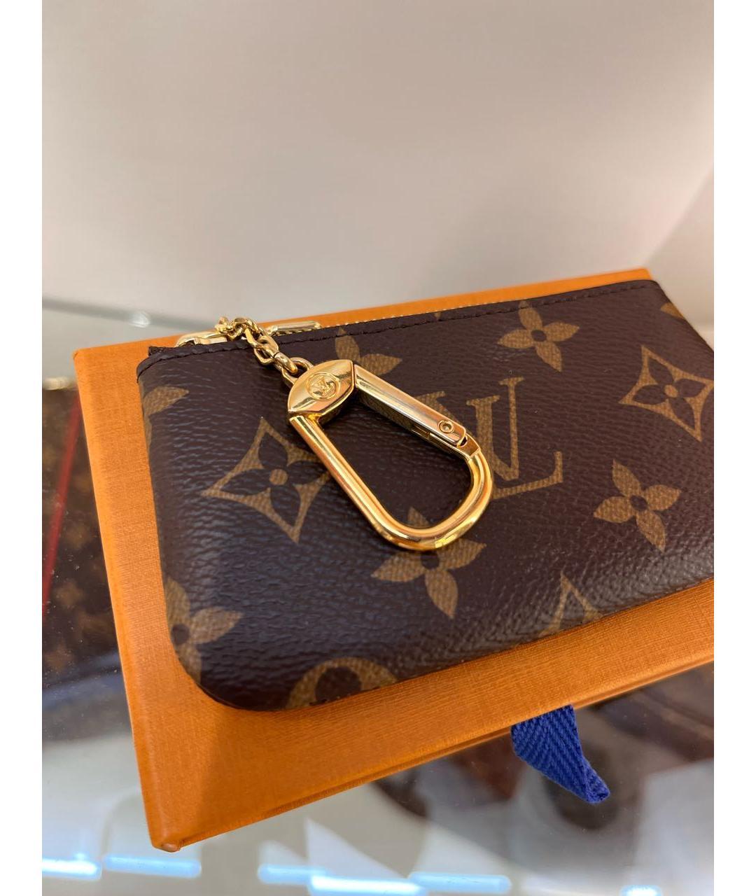 LOUIS VUITTON Коричневая ключница, фото 3