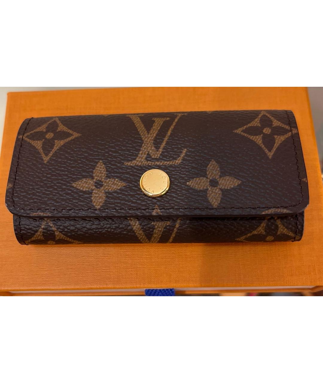 LOUIS VUITTON Коричневая ключница, фото 7