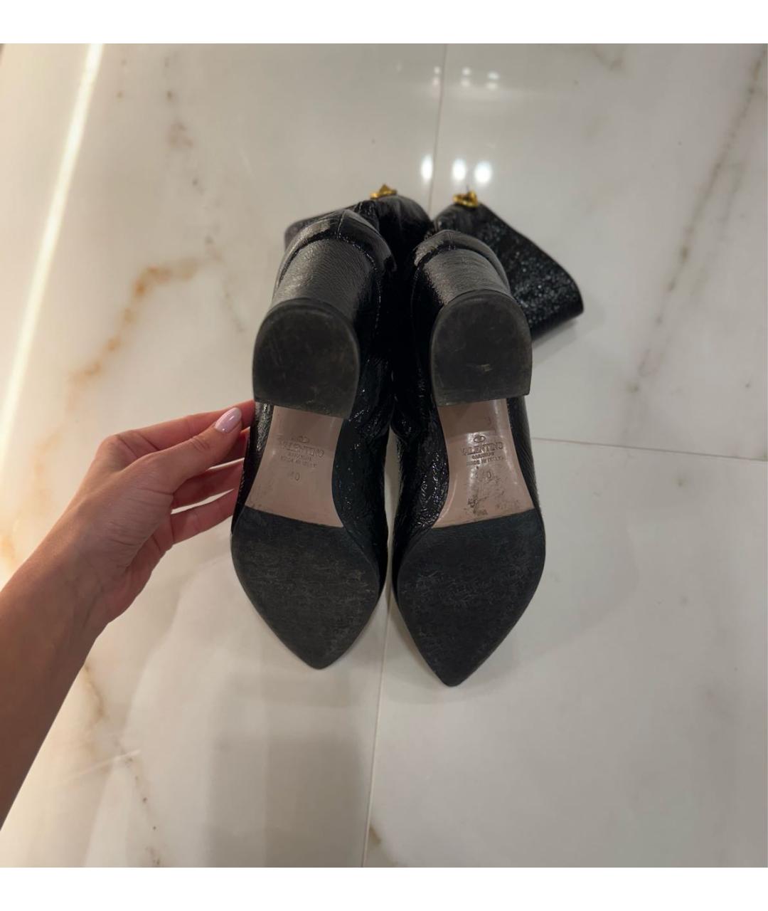VALENTINO Черные ботильоны из лакированной кожи, фото 6