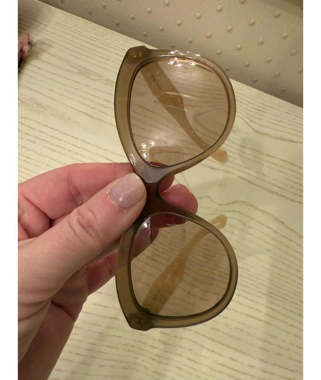 MIU MIU Коричневые пластиковые солнцезащитные очки, фото 5