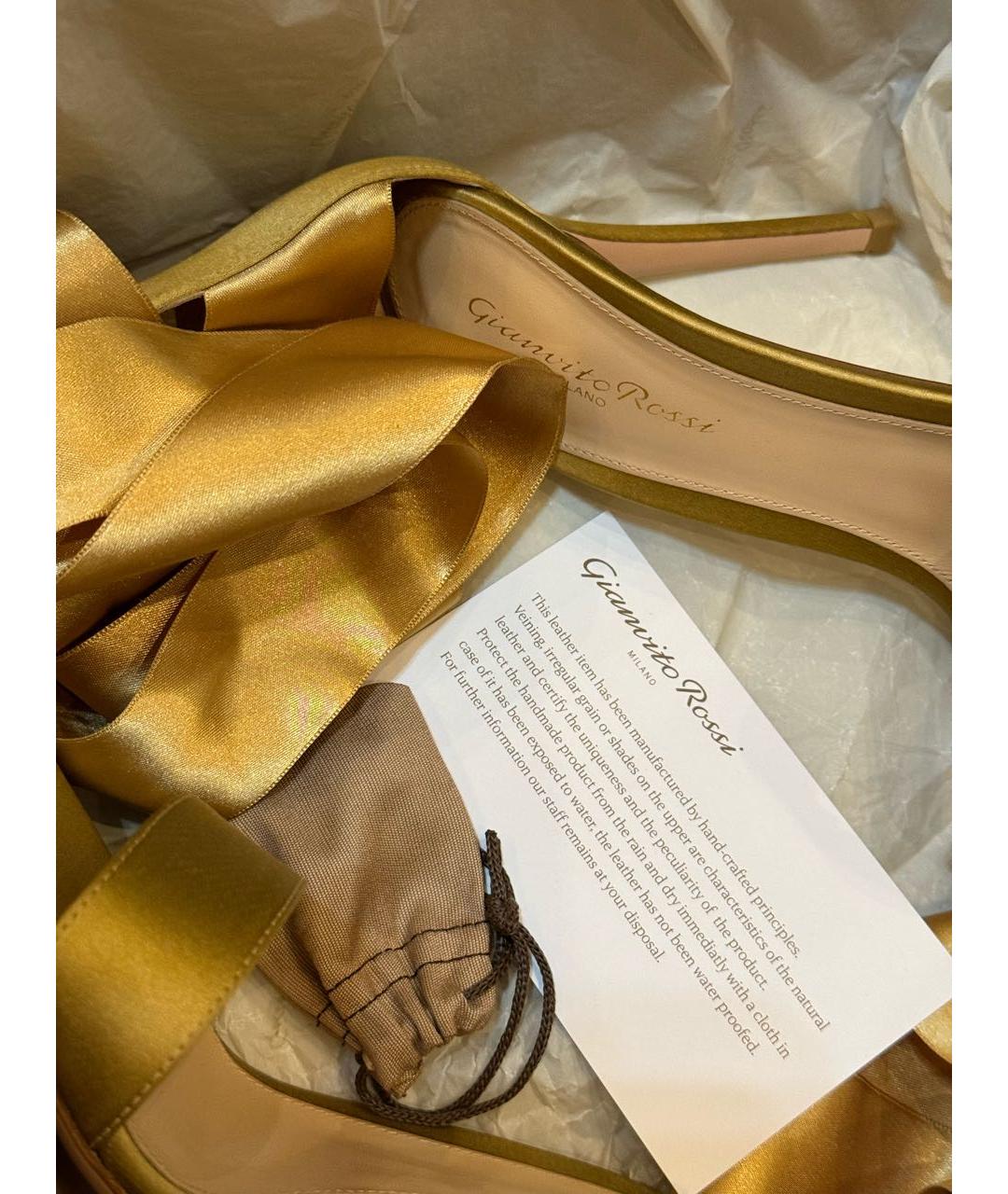 GIANVITO ROSSI Золотые текстильные босоножки, фото 5