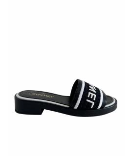 CHANEL Шлепанцы