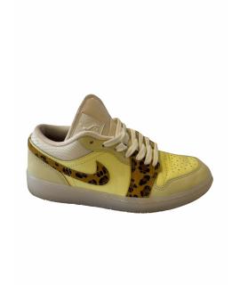 NIKE Кеды