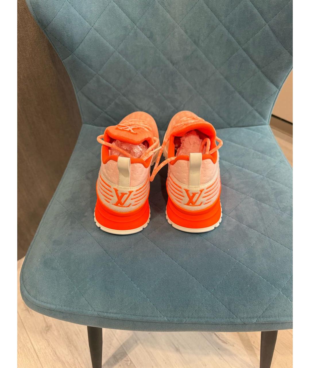 LOUIS VUITTON Оранжевое низкие кроссовки / кеды, фото 4