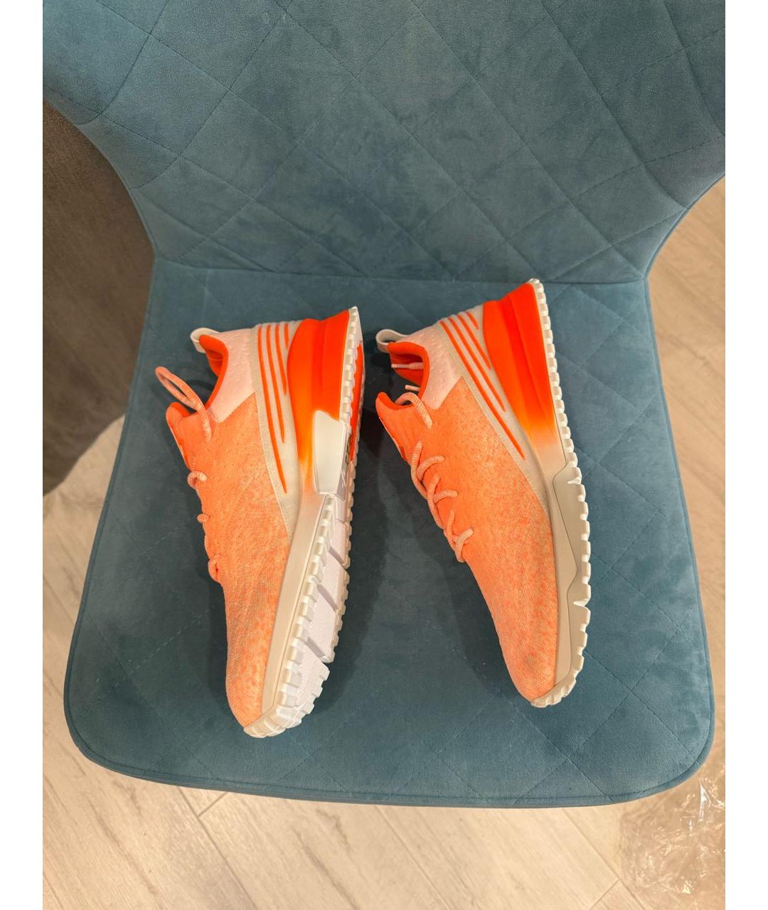 LOUIS VUITTON Оранжевое низкие кроссовки / кеды, фото 3