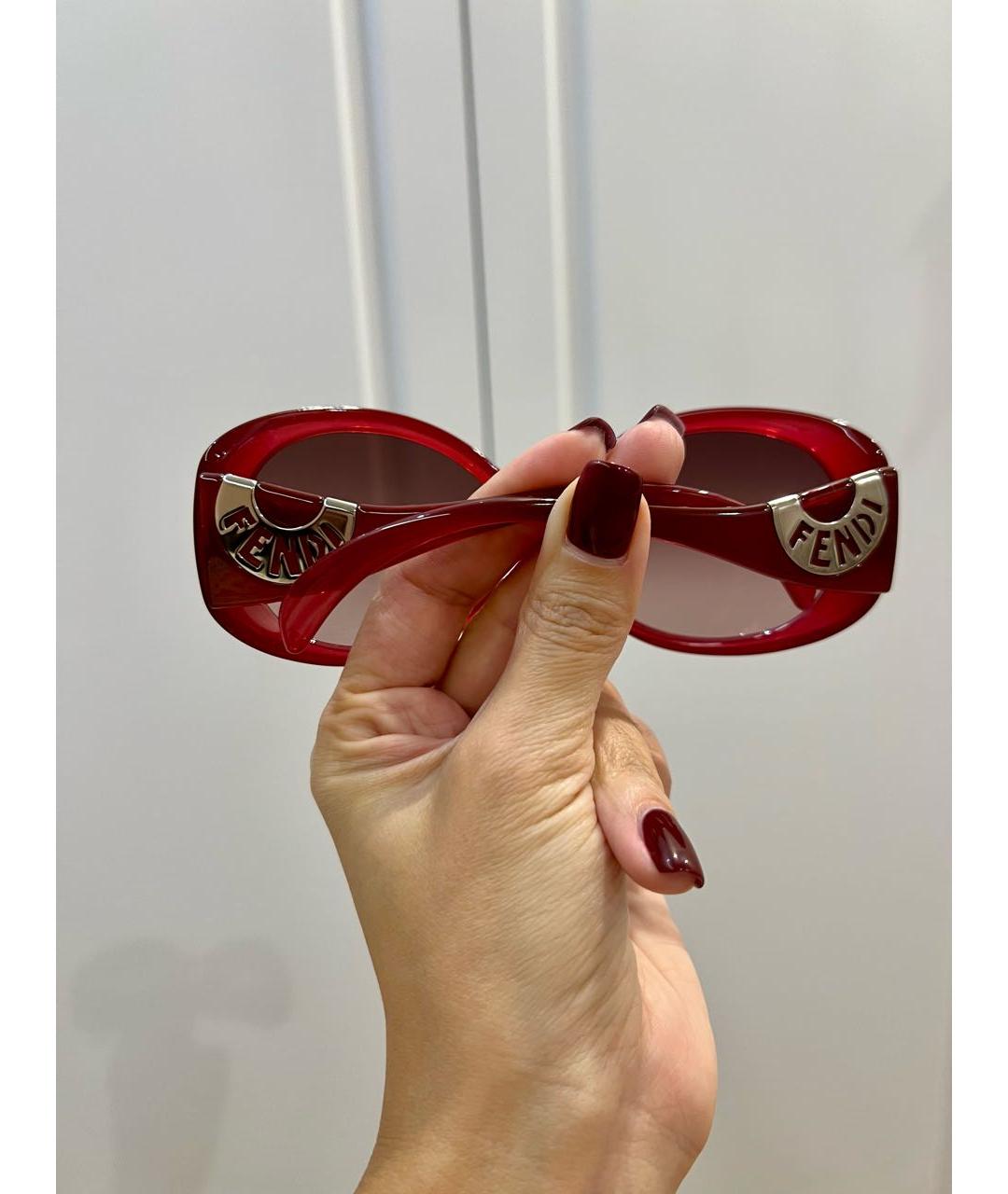 FENDI Бордовые пластиковые солнцезащитные очки, фото 4