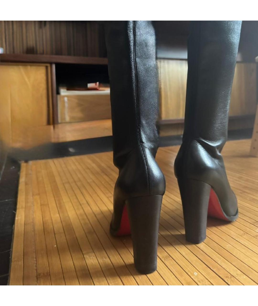 CHRISTIAN LOUBOUTIN Черные кожаные ботфорты, фото 4