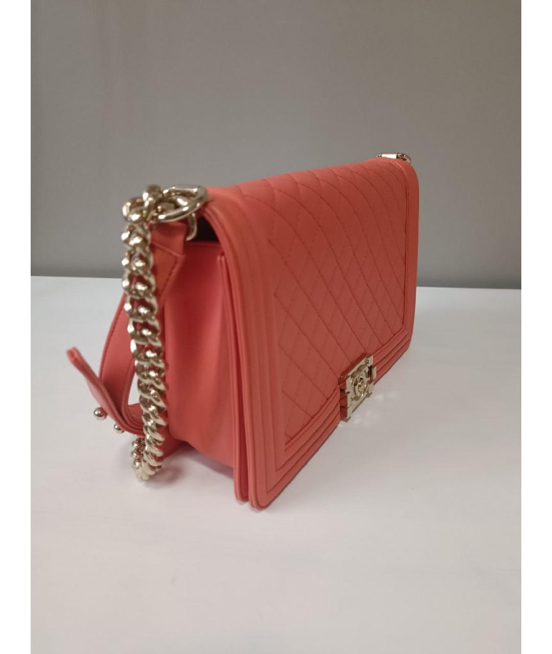 CHANEL Коралловая кожаная сумка через плечо, фото 2