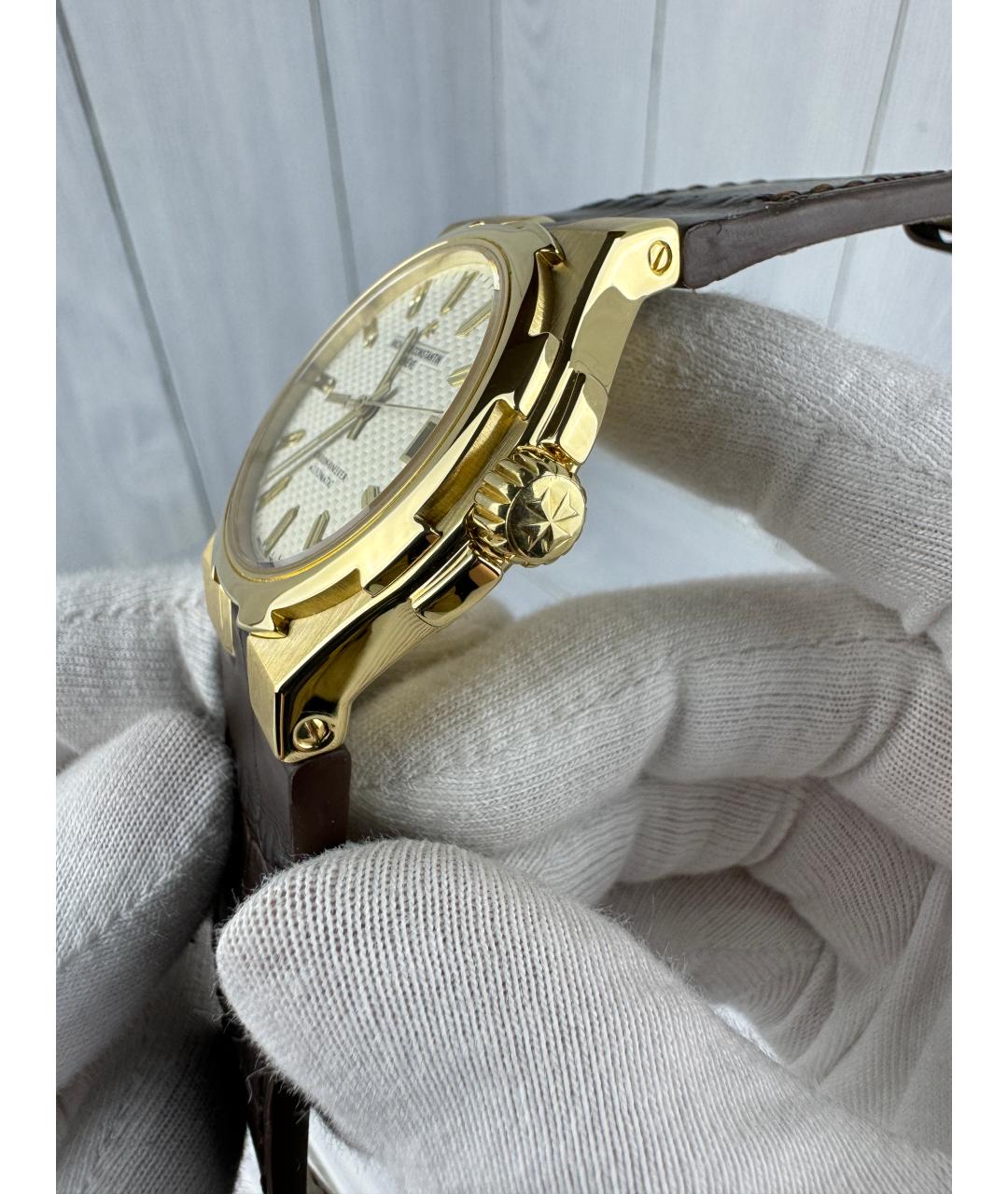 VACHERON CONSTANTIN Белые часы из желтого золота, фото 5