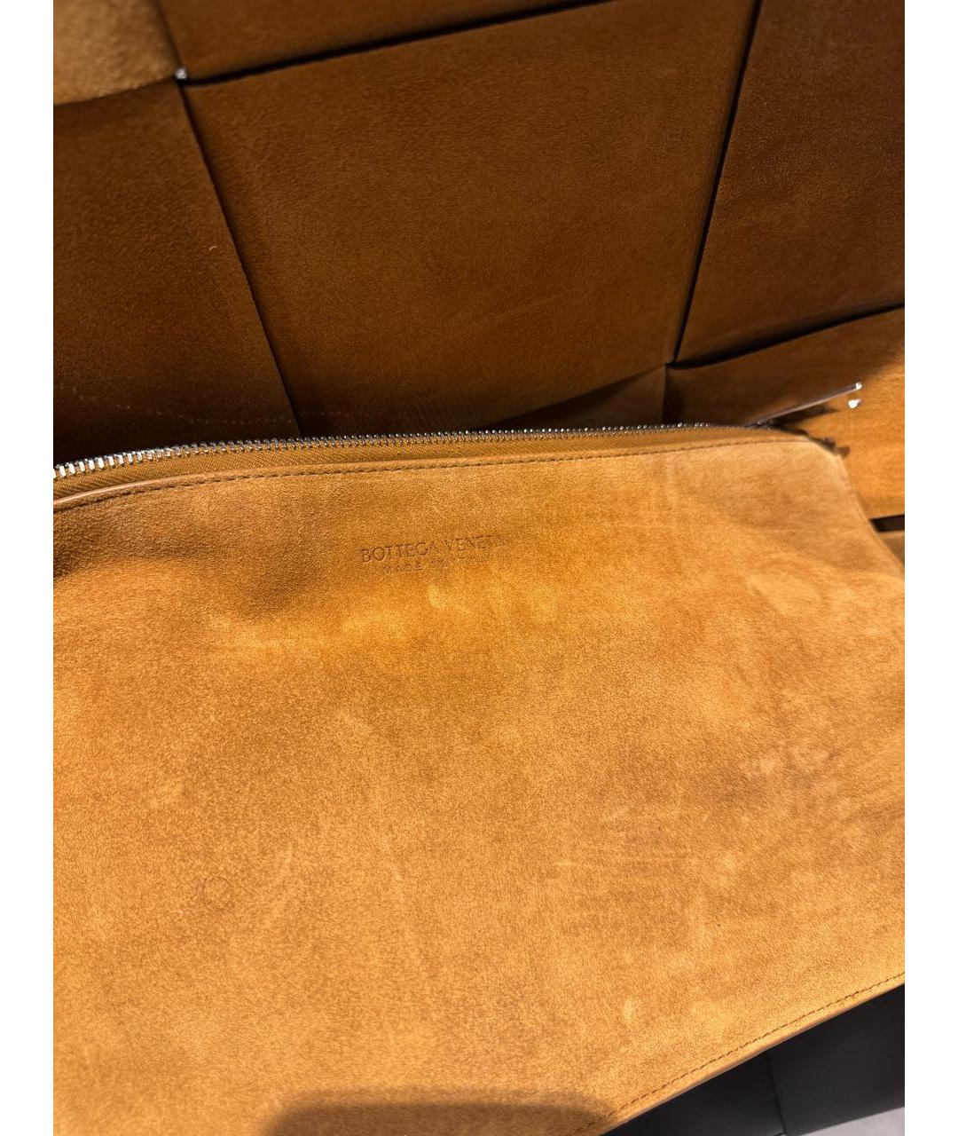 BOTTEGA VENETA Черная кожаная сумка на плечо, фото 6