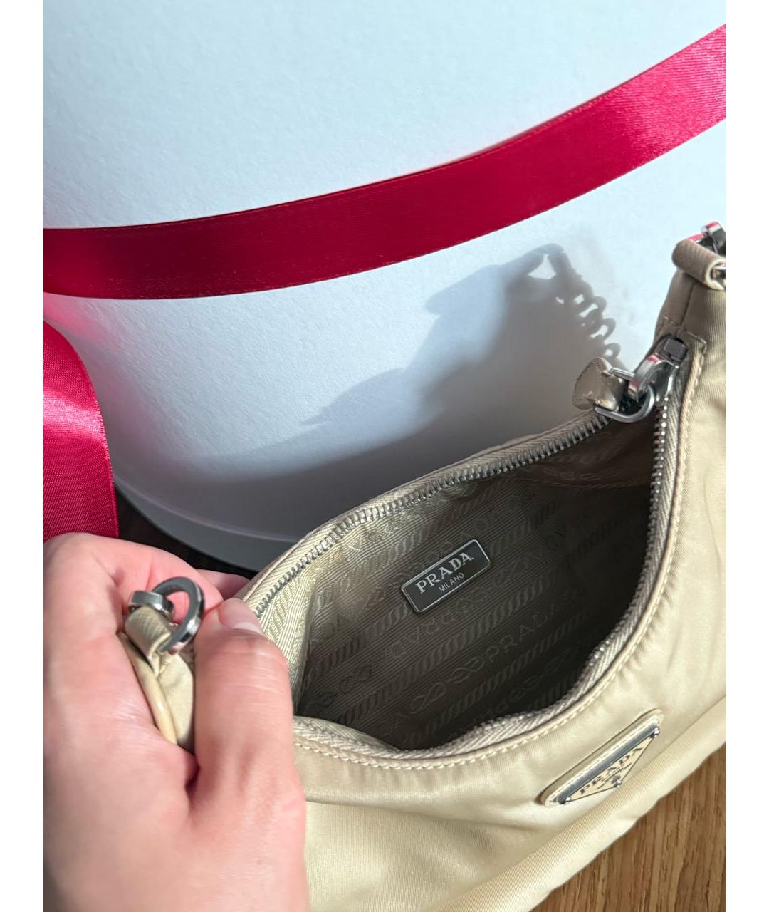 PRADA Бежевая сумка с короткими ручками, фото 5