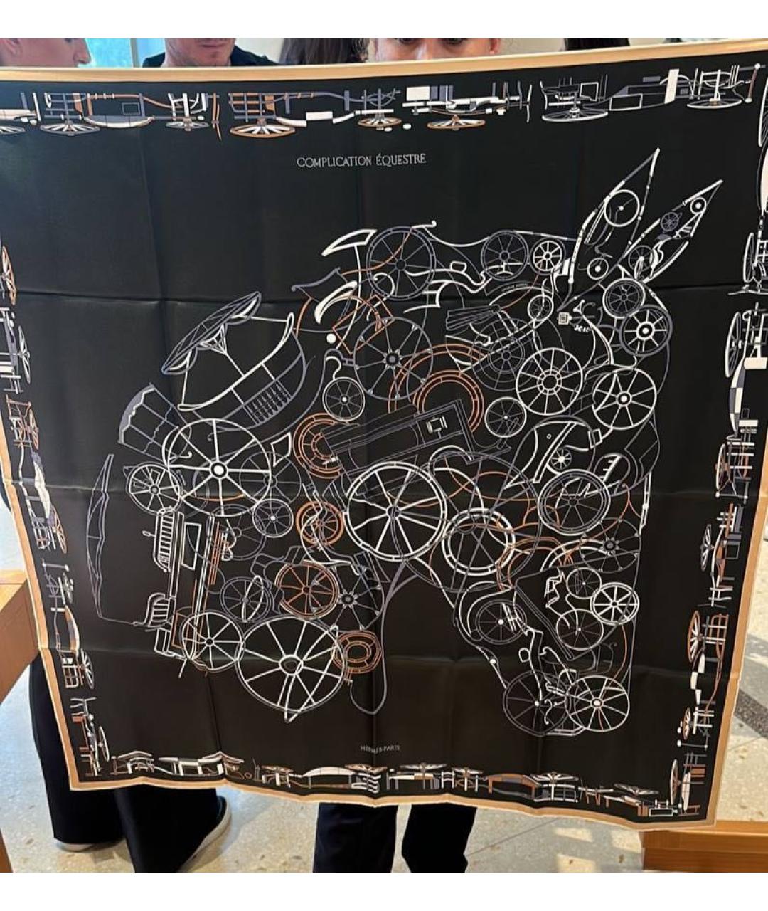 HERMES Черный шелковый платок, фото 2