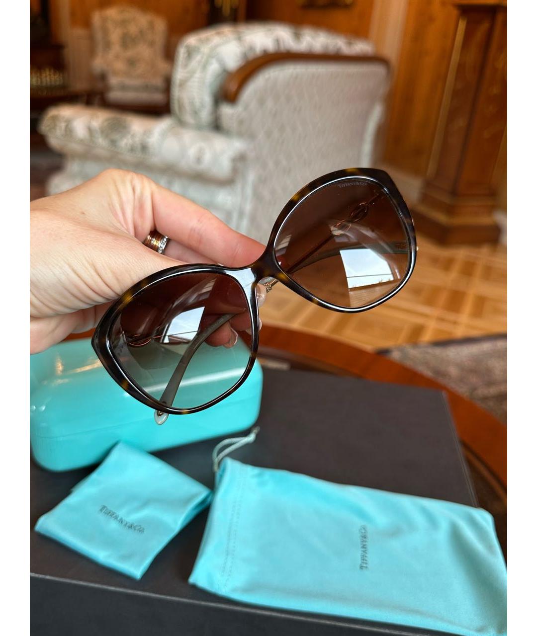 TIFFANY&CO Бирюзовые пластиковые солнцезащитные очки, фото 2